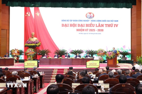 Thủ tướng Phạm Minh Chính: Petrovietnam phấn đấu lọt Top 5 doanh nghiệp khu vực