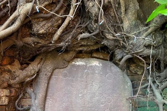 Chưa thể trùng tu bia yểm thủy đạo bị phá hoại ở Hội An