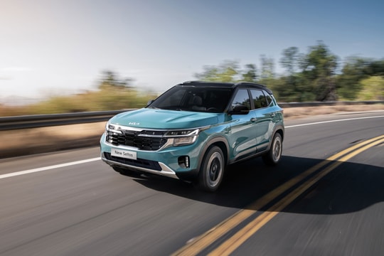 Khách mua xe Kia được hỗ trợ một nửa lệ phí trước bạ