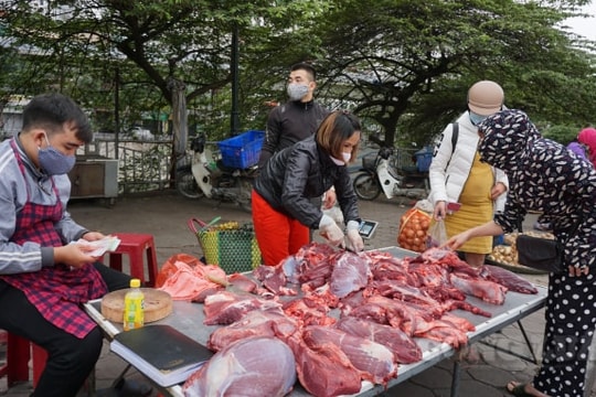 Hà Nội quyết dẹp chợ cóc, xóa 700 lò mổ nhỏ lẻ trong khu dân cư