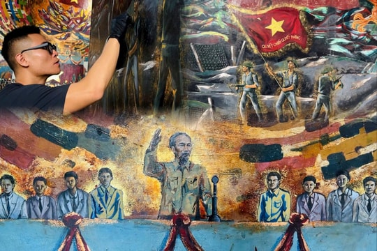 Hướng tới triển lãm 'Mùa Xuân Độc lập': Họa sĩ 9x tái hiện lịch sử qua những bức sơn mài khổng lồ