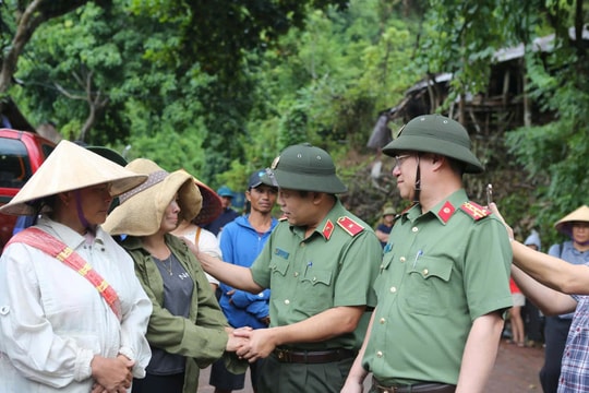 Bộ Công an sẽ xây mới, sửa chữa 1.000 căn nhà ở Nghệ An bị thiệt hại do mưa lũ