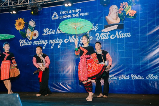 Sửa đổi Sách giáo khoa Lịch sử - Địa lý: Cập nhật thế nào để cô dạy đúng - trò học trúng?