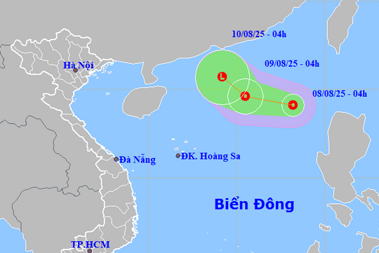 Áp thấp nhiệt đới xuất hiện trên Biển Đông, biển động mạnh kèm mưa dông