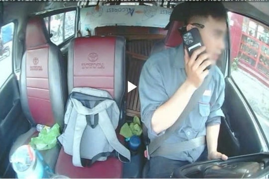 Hơn 1.500 trường hợp bị phạt vì dùng điện thoại khi lái xe