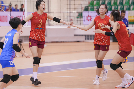 Tuyển bóng chuyền nữ Việt Nam khởi động ấn tượng tại chặng 2 SEA V.League 2025