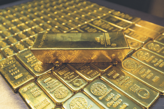 Giá vàng thế giới lập đỉnh lịch sử giữa cơn bão thuế nhập khẩu Mỹ