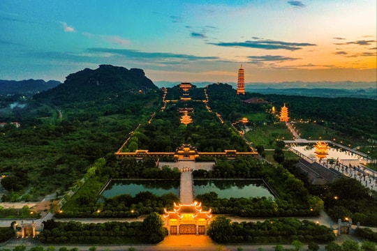 Ninh Bình: Chùa Bái Đính được trao giải Điểm đến nổi bật “TRAVELLERS’ CHOICE AWARDS 2025”