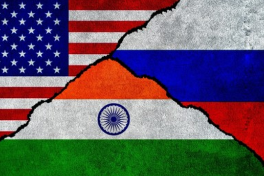 Ấn Độ giữa ngã ba đường: Dầu Nga hay thuế Mỹ?
