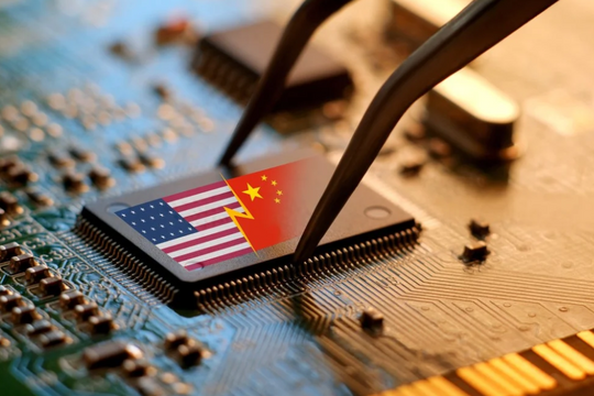 Trung Quốc ép Mỹ nới lỏng kiểm soát chip AI trước thượng đỉnh hai bên