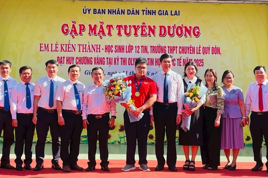 Tỉnh Gia Lai thưởng 100 triệu đồng cho học sinh đoạt HCV Olympic Tin học Quốc tế