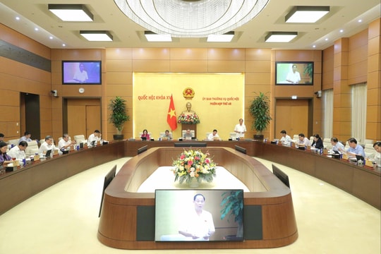 Mục tiêu của giám sát là góp phần hoàn thiện chính sách pháp luật