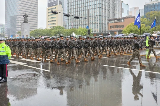 Quân đội Hàn Quốc đối mặt khủng hoảng nhân lực do tỷ lệ sinh thấp kỷ lục