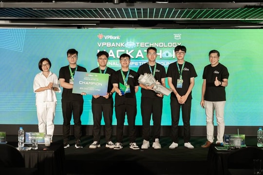 VPBank Technology Hackathon 2025: Những người trẻ "viết tương lai" cho ngân hàng số