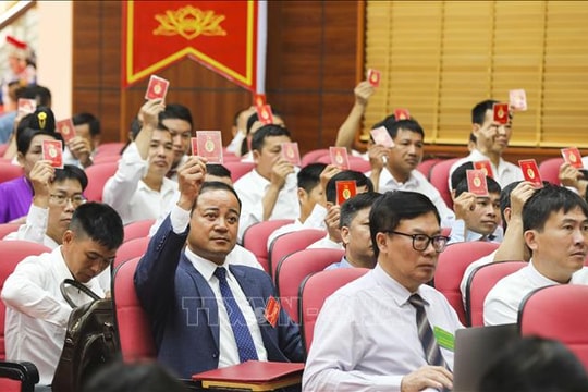 Ban Bí thư yêu cầu tiến hành đổi Thẻ đảng viên trong toàn Đảng