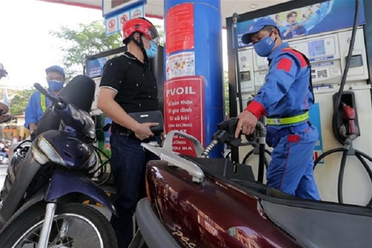 Giá xăng dầu hôm nay 14/8: Giá dầu thế giới giảm do IEA nâng dự báo nguồn cung