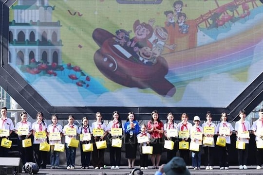 Gần 2.000 thiếu nhi cả nước dự ngày hội 'Thiếu nhi Việt Nam - Học tập sáng tạo'