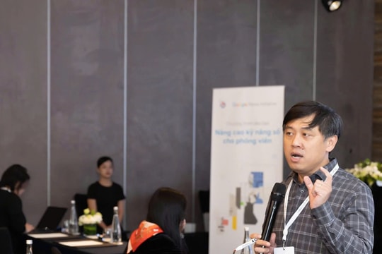 Báo chí: Điều chỉnh chiến lược thế nào trước thách thức kép từ AI và mạng xã hội?