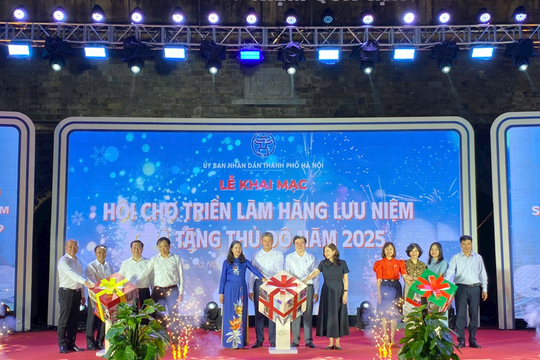 Hội chợ quà tặng Thủ đô 2025 đẩy mạnh phát triển làng nghề