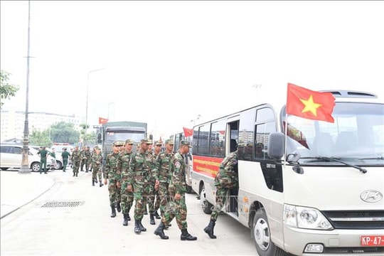 Đoàn Quân đội Campuchia sang Việt Nam tham gia nhiệm vụ A80
