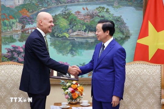 Việt Nam – Hà Lan tăng cường hợp tác ứng phó biến đổi khí hậu, chia sẻ mô hình “Động lực cát”