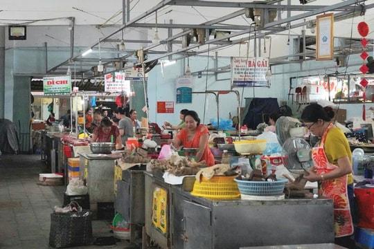 Thịt lợn bị 'tẩy chay' ở Huế, Sở Y tế khẳng định ăn chín vẫn an toàn