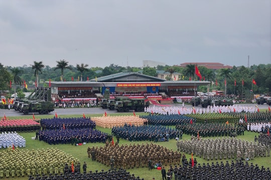 Sức mạnh của kỷ luật và vẻ đẹp nhân văn của người lính trong nhiệm vụ A80 qua ống kính người làm báo