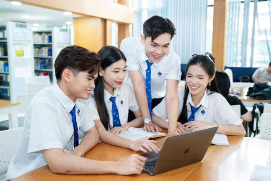 Các trường 'đau đầu' vì thí sinh ảo tăng cao, điểm chuẩn 'chưa ngã ngũ'