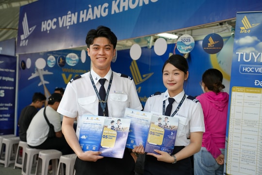 Điểm chuẩn Học viện Hàng không Việt Nam có thể tăng 6 điểm, dự báo kịch trần 27 điểm