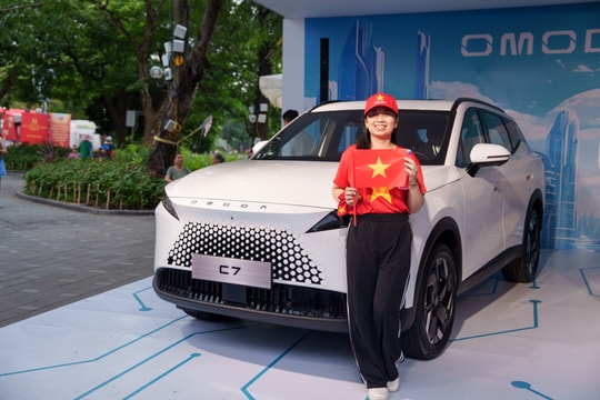 Omoda C7 sắp ra mắt khách Việt, giá dự kiến từ gần 1 tỷ đồng