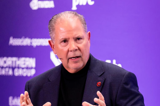 CEO sa thải 80% nhân viên vì không theo kịp AI