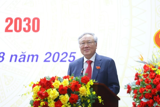 Mỗi đảng viên Bộ Nội vụ phải là tấm gương về đạo đức, trách nhiệm công vụ