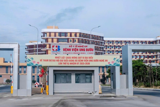 Loạt dự án hạ tầng được khánh thành, khởi công tại các tỉnh miền Trung