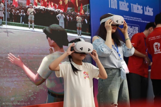 ‘Trở về thời khắc thiêng liêng’ – sống lại không khí ngày 2/9/1945 bằng công nghệ thực tế ảo