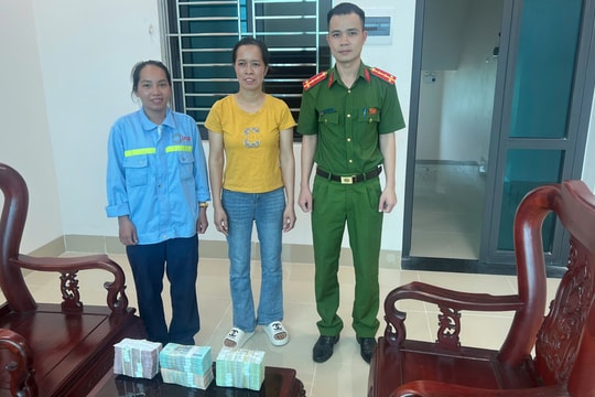 Bắc Ninh: Trao trả lại số tiền gần 500 triệu đồng chuyển khoản nhầm