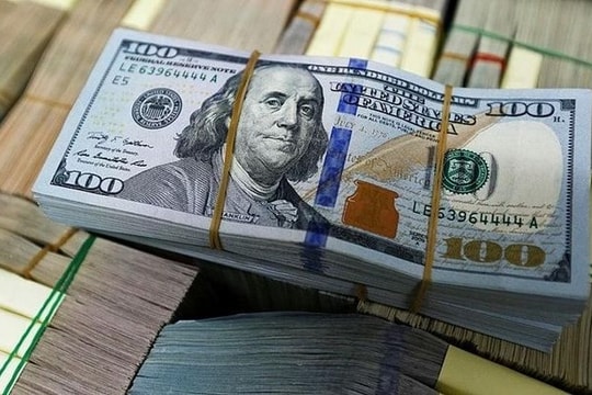 Tỷ giá USD hôm nay 20/8: Đô la Mỹ giữ đà tăng, chợ đen lập đỉnh mới, ngân hàng tăng mạnh
