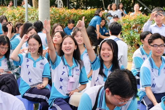 Chấn chỉnh việc áp đặt chương trình nhà trường, yêu cầu lấy ý kiến phụ huynh minh bạch