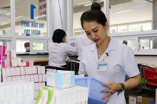 Sẽ chấm dứt cảnh thiếu thuốc tại bệnh viện công?