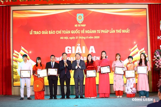 Vinh danh các tác giả đoạt Giải Báo chí toàn quốc về ngành Tư pháp lần thứ Nhất