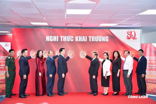 Khai trương trung tâm báo chí, sẵn sàng đưa tin về triển lãm 80 năm đất nước