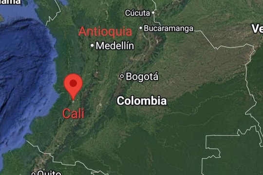 Đánh bom ở trường quân sự Colombia, hơn 40 người thương vong