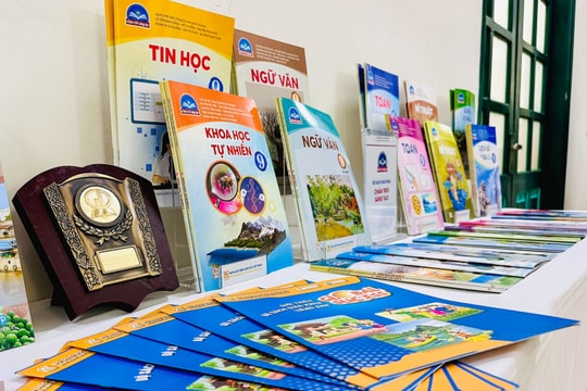 'Một chương trình, một bộ sách giáo khoa' - thay đổi để nâng cao chất lượng giáo dục