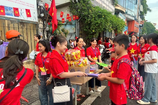 Phường Ba Đình huy động hơn 1.500 người phục vụ nhân dân theo dõi diễu binh, diễu hành