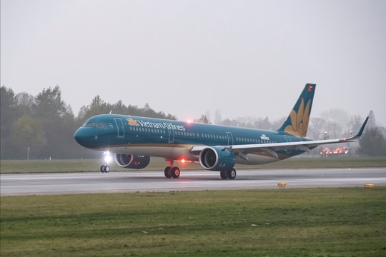 Vietnam Airlines điều chỉnh kế hoạch khai thác do ảnh hưởng của bão số 5
