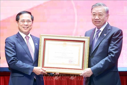 Tổng Bí thư Tô Lâm: Ngoại giao Việt Nam tiên phong kết nối hợp tác, không ngừng nâng cao vị thế đất nước