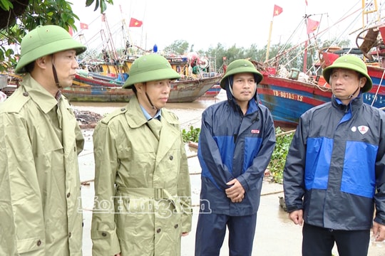 Hưng Yên: Thực hiện nghiêm lệnh cấm biển, tuyệt đối không để người dân trở lại các lồng bè, tàu thuyền