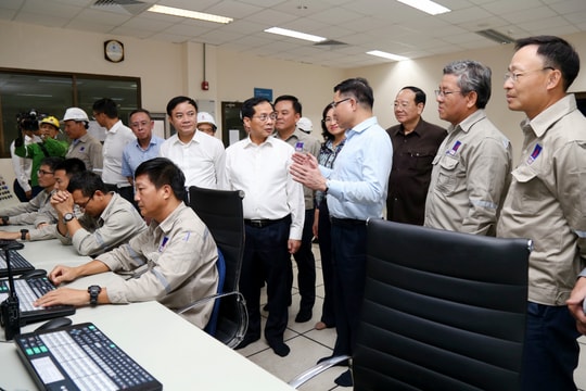 Phó thủ tướng Bùi Thanh Sơn thăm nhà máy Đạm Phú Mỹ