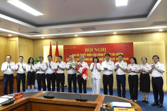 Ra mắt Ban Chấp hành Đảng ủy Cục Thuế nhiệm kỳ 2025-2030: Quyết tâm xây dựng Đảng bộ vững mạnh, hiện đại hóa công tác thuế
