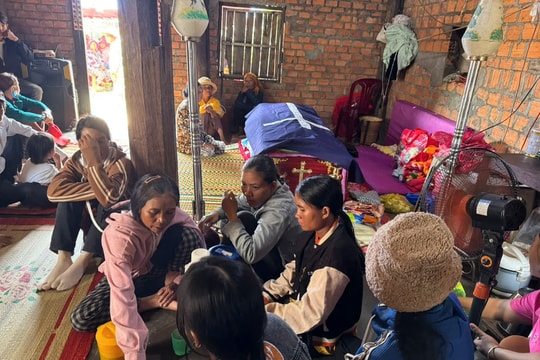 Gia Lai: Đi bắt ốc cùng bạn, bé gái 12 tuổi đuối nước tử vong thương tâm