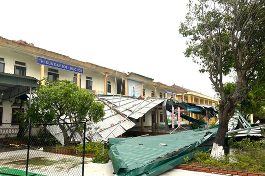 Hà Tĩnh huy động tối đa lực lượng khắc phục hậu quả bão số 5